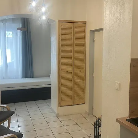 Charming Studio Close To Downtown Tolón